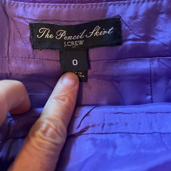 J Crew purple pencil skirt, size 0 - Picture 3 of 3